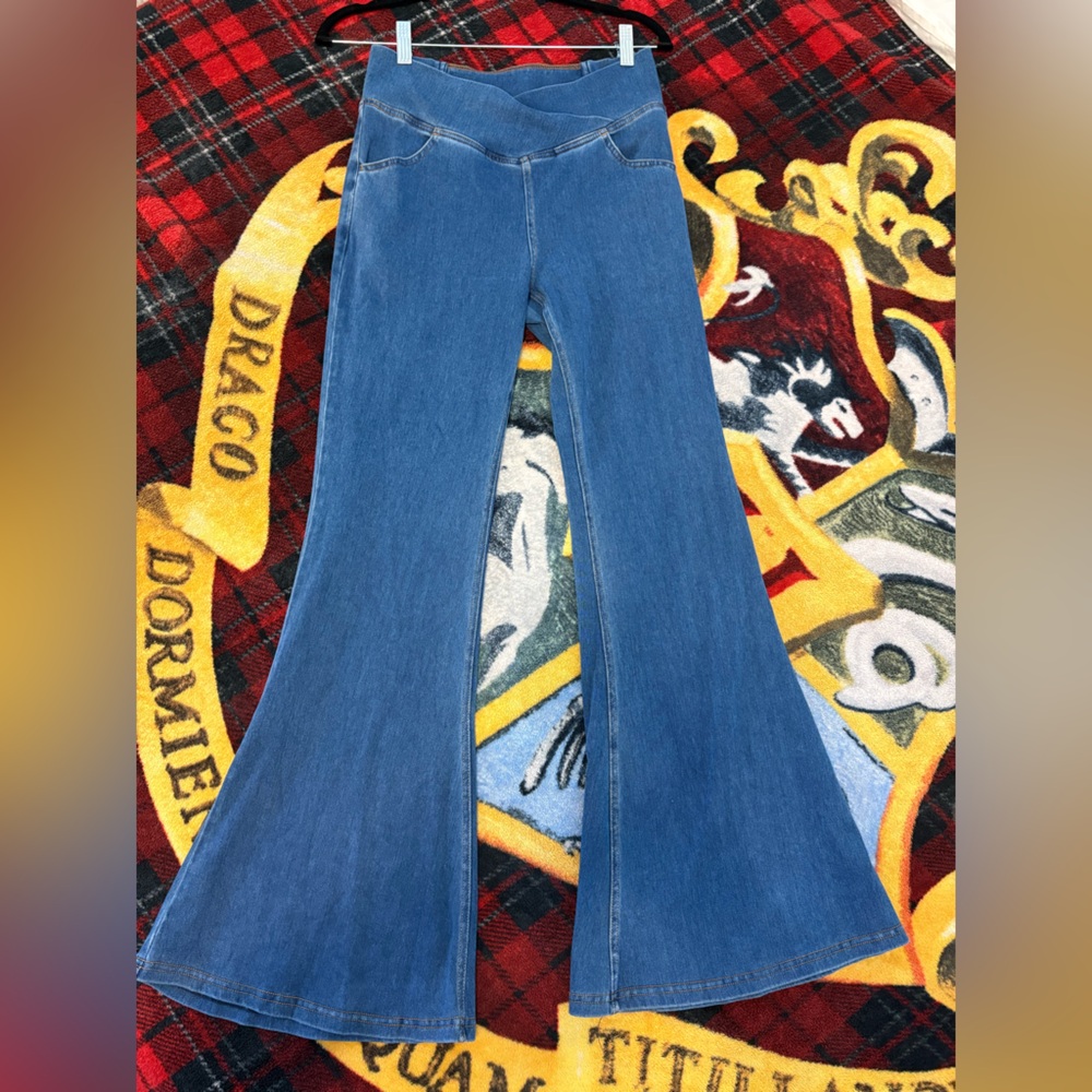 HALARA stretchy Jeans in Blue